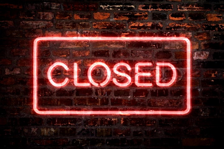 neon-closed-sign
